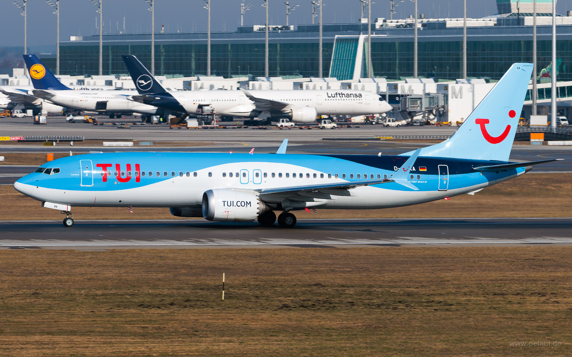 D-AMAA TUIfly Boeing 737 MAX 8 in M�nchen / MUC