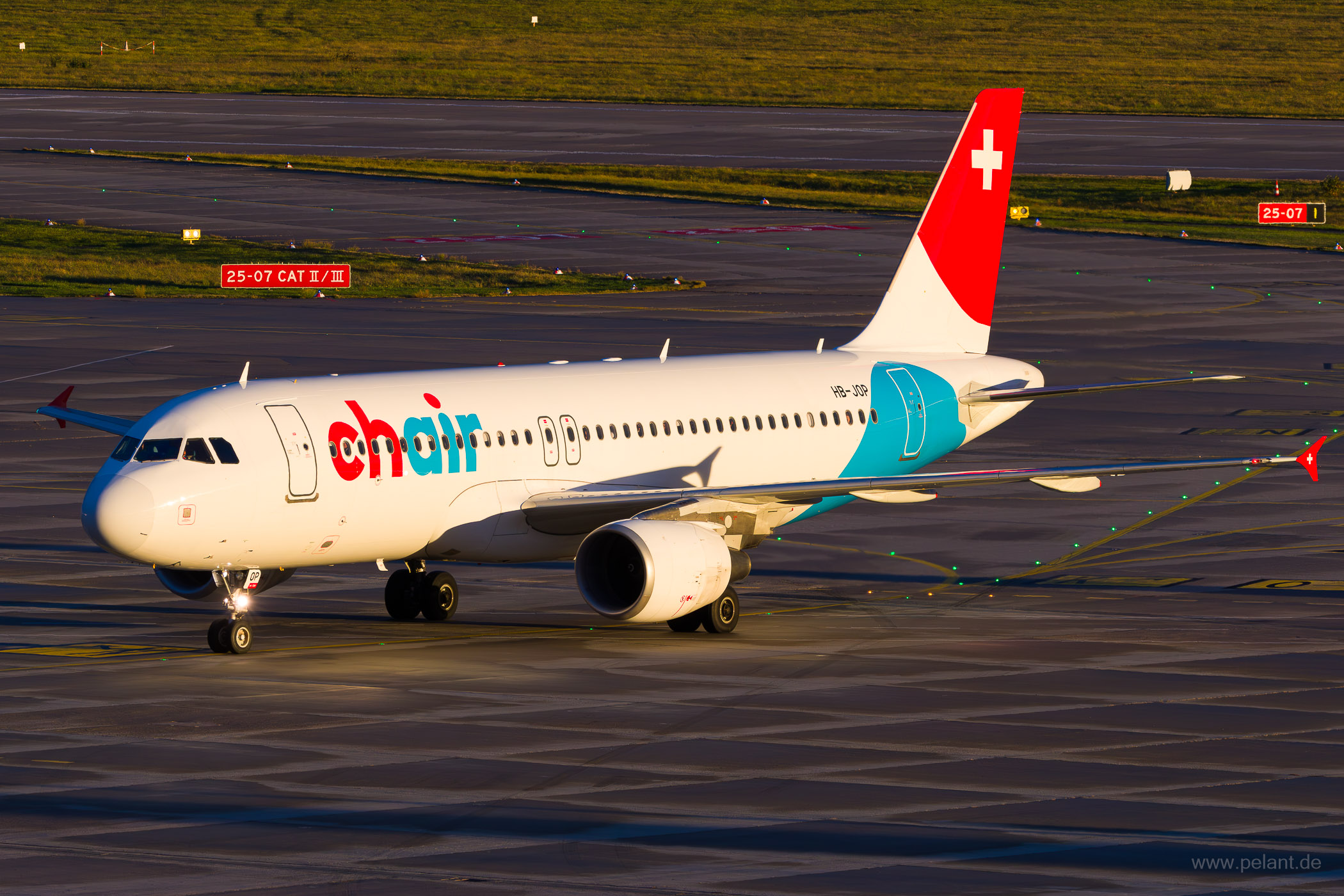 HB-JOP Chair Airlines Airbus A320-214 in Stuttgart / STR