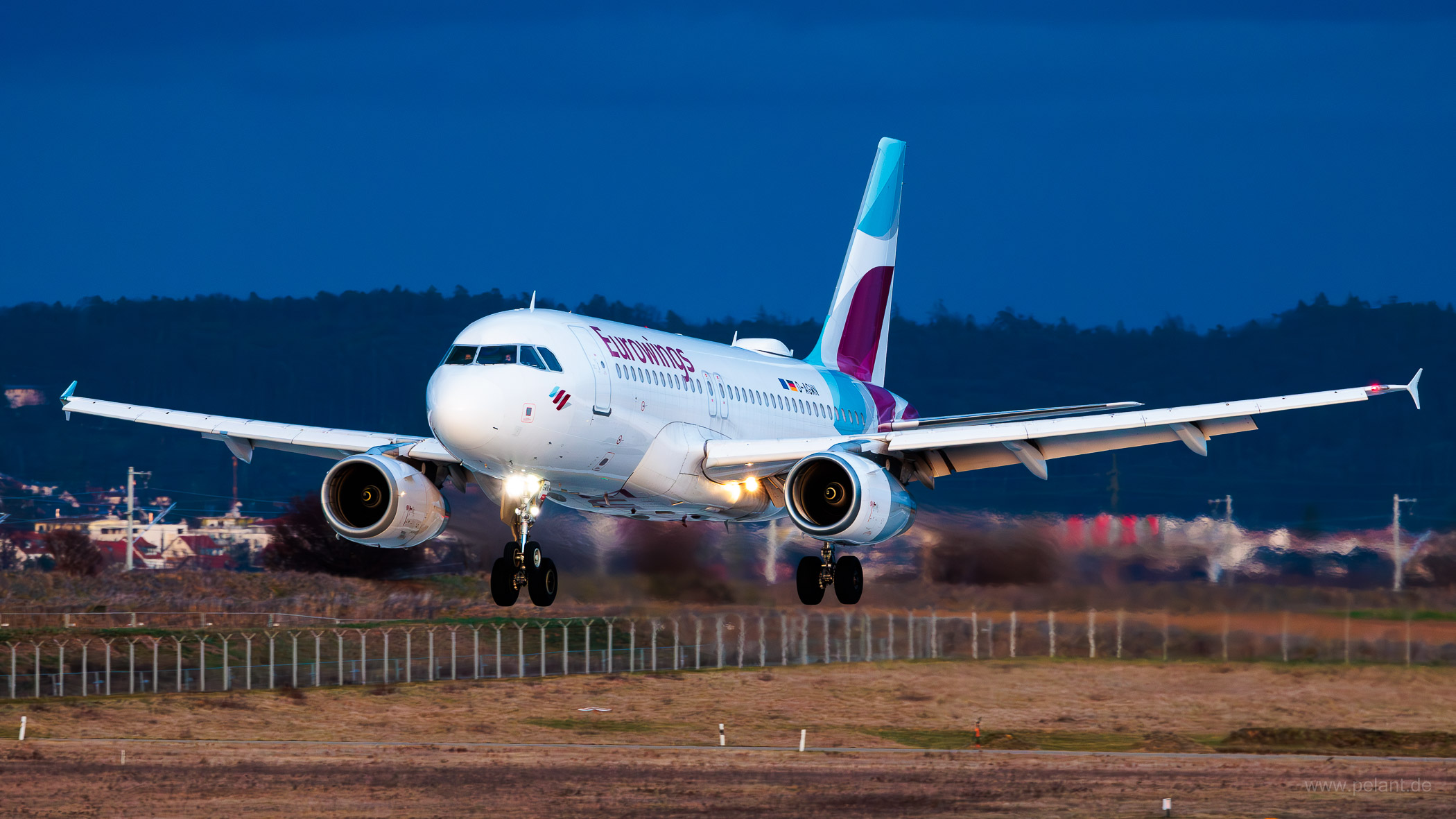 D-AGWN Eurowings Airbus A319-132 in Stuttgart / STR