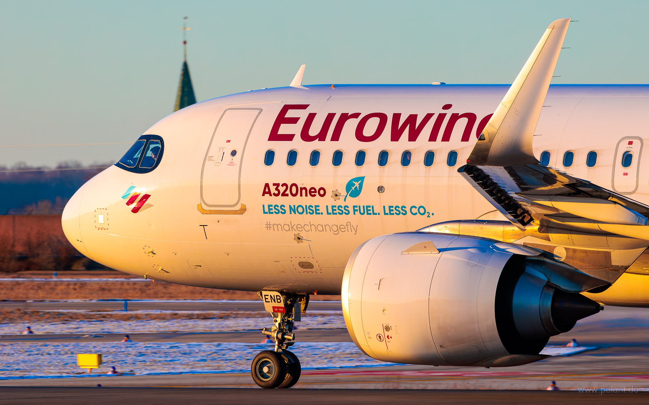 D-AENB Eurowings Airbus A320-251N in Stuttgart / STR