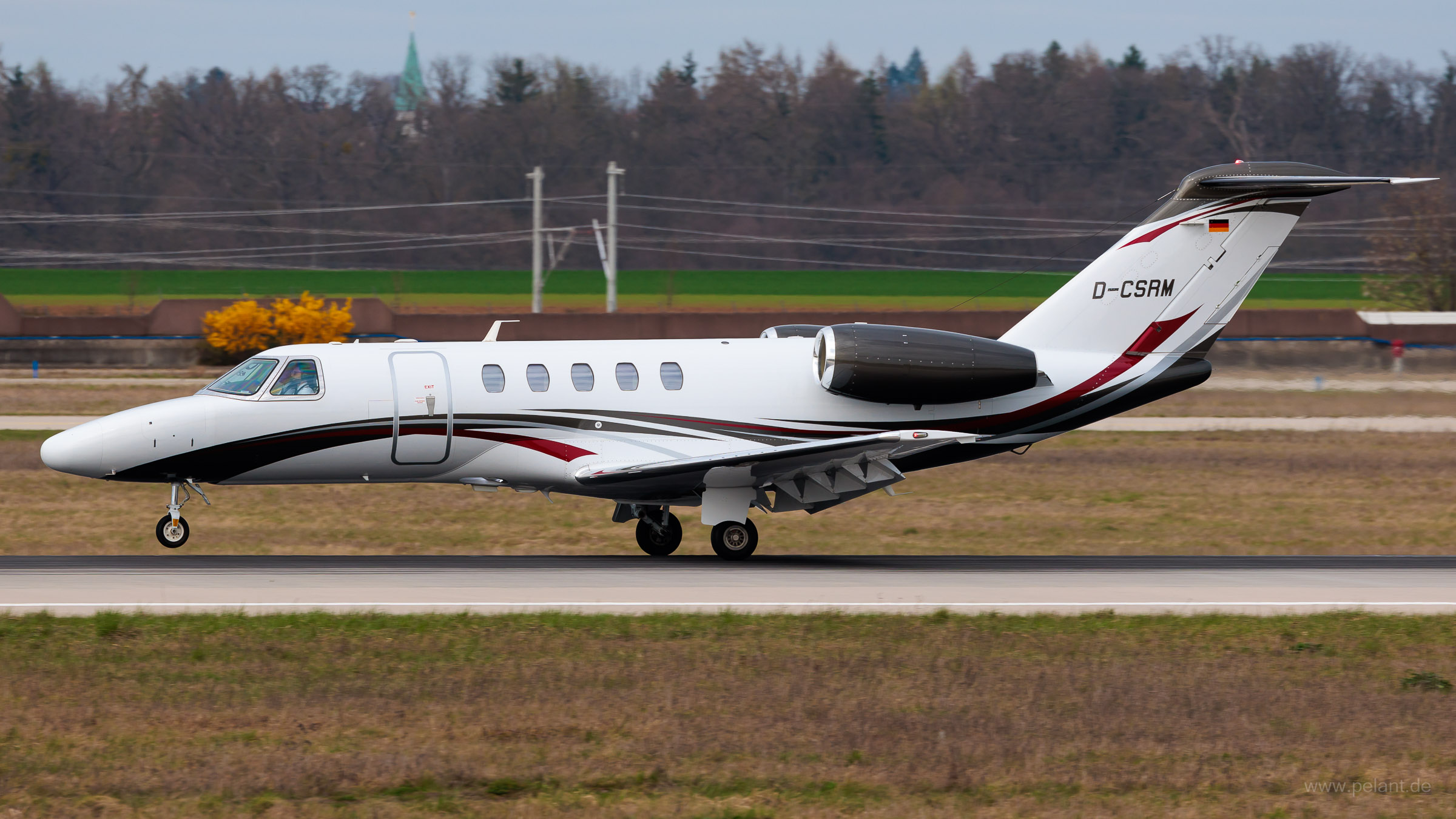 D-CSRM ? Cessna 525C Citation CJ4 in Stuttgart / STR