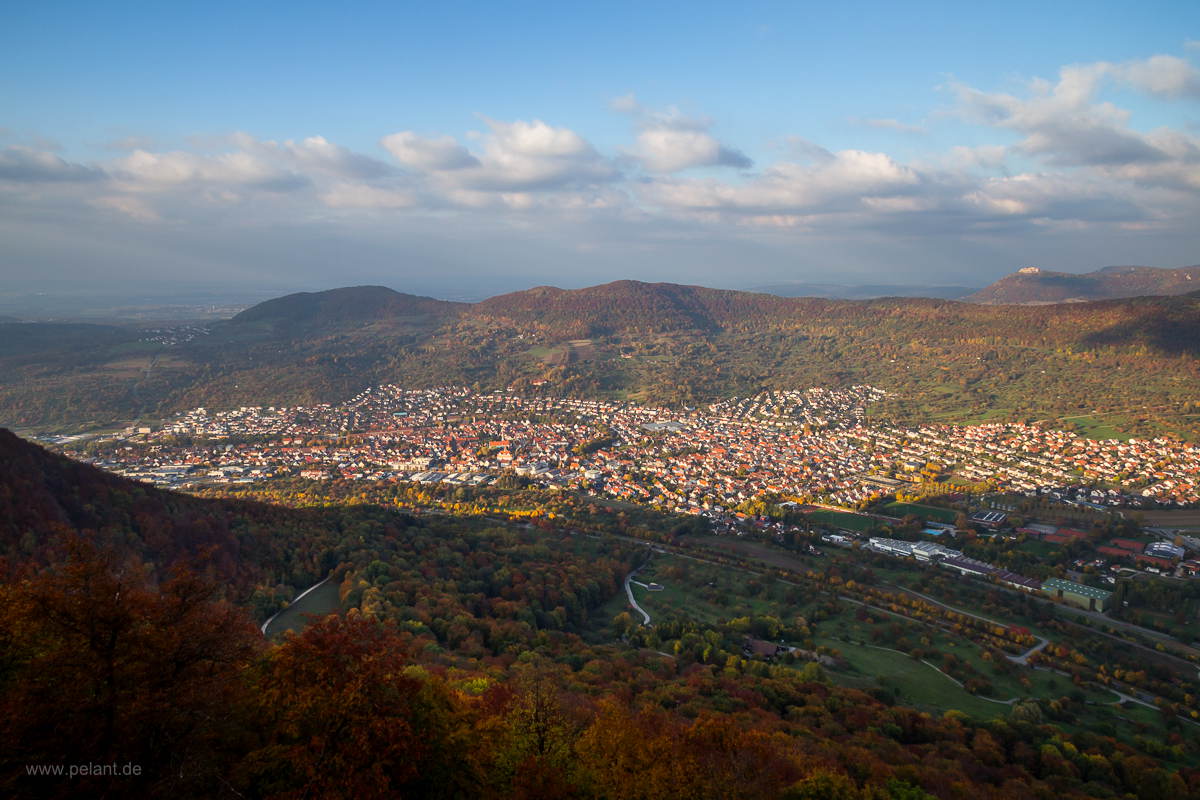 Blick vom Sonnenfels auf Dettingen an der Erms Blick vom Sonnenfels auf Dettingen an der Erms